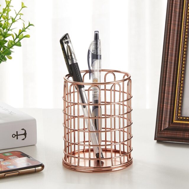 Cosmetics Makeup Brushes Storage Box Cylindrical Case Storage Lipstick Brush Pen Holder Organizer Wrought Iron Pen Storage